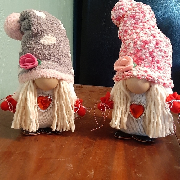 Meet your Posher, Jennifer - Picture 1 of 1